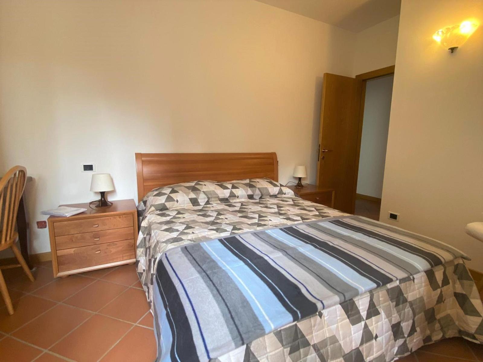 The Rose - Apartment Front Lake Cremia Esterno foto